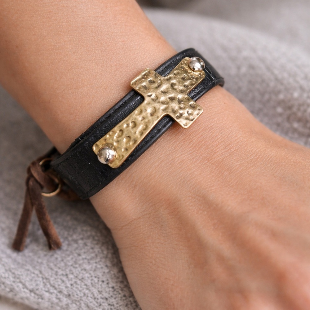Atelier Vintage Brown Leather Cross Bracelet! Lead and Nickel free!